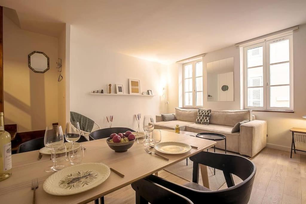 Rare 2 En Duplex Design Au Panier