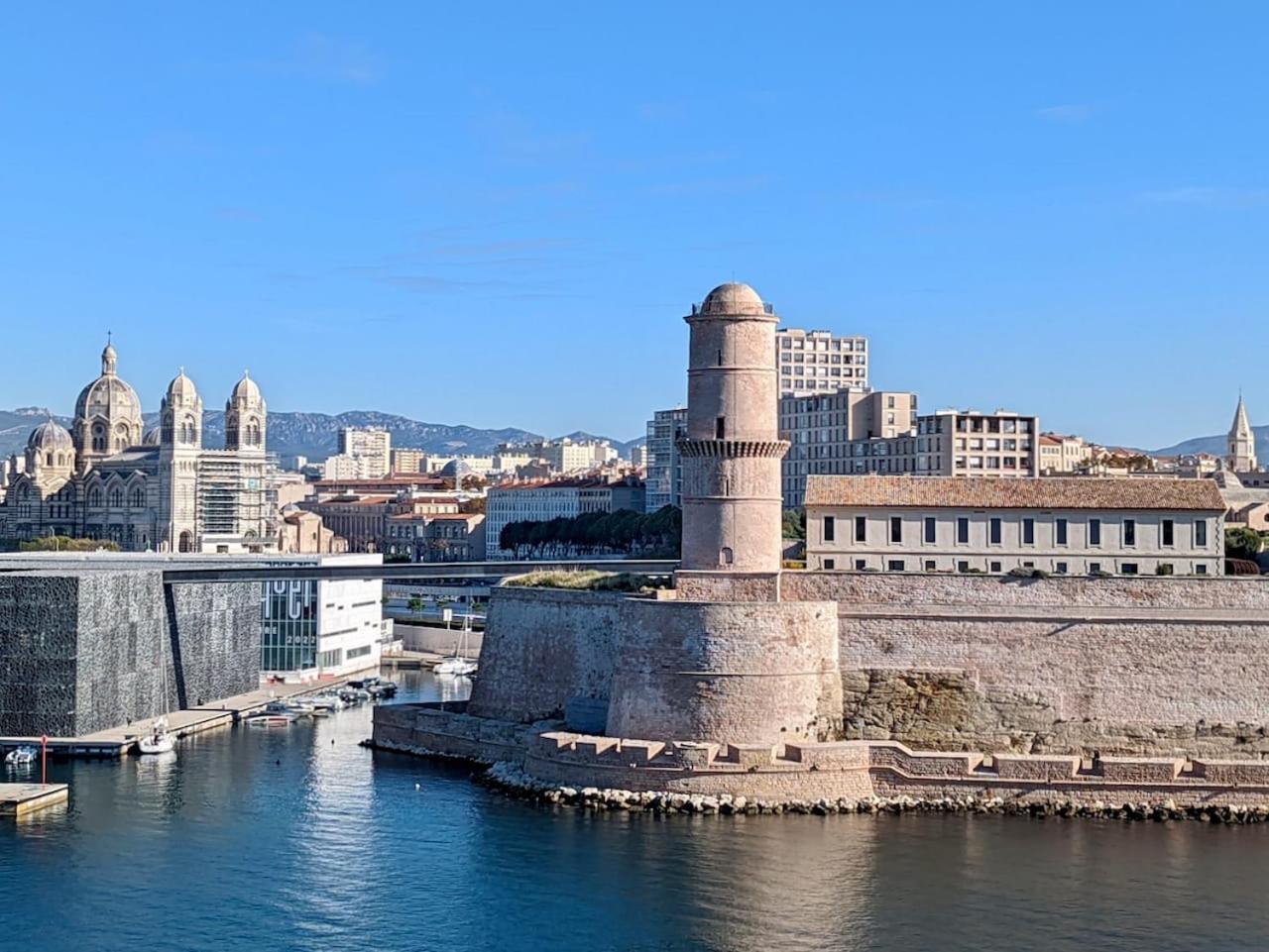 Rare 2 En Duplex Design Au Panier * Marseilles
